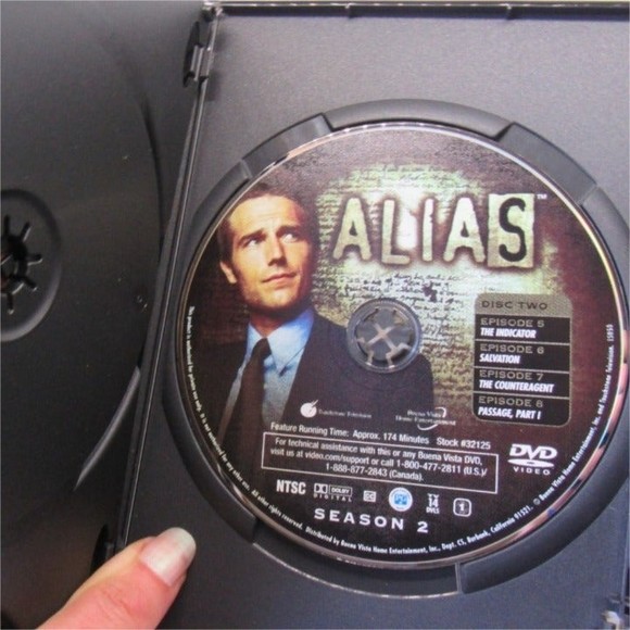 Alias - The Complete 2nd Season 6-Disc - Picture 6 of 10
